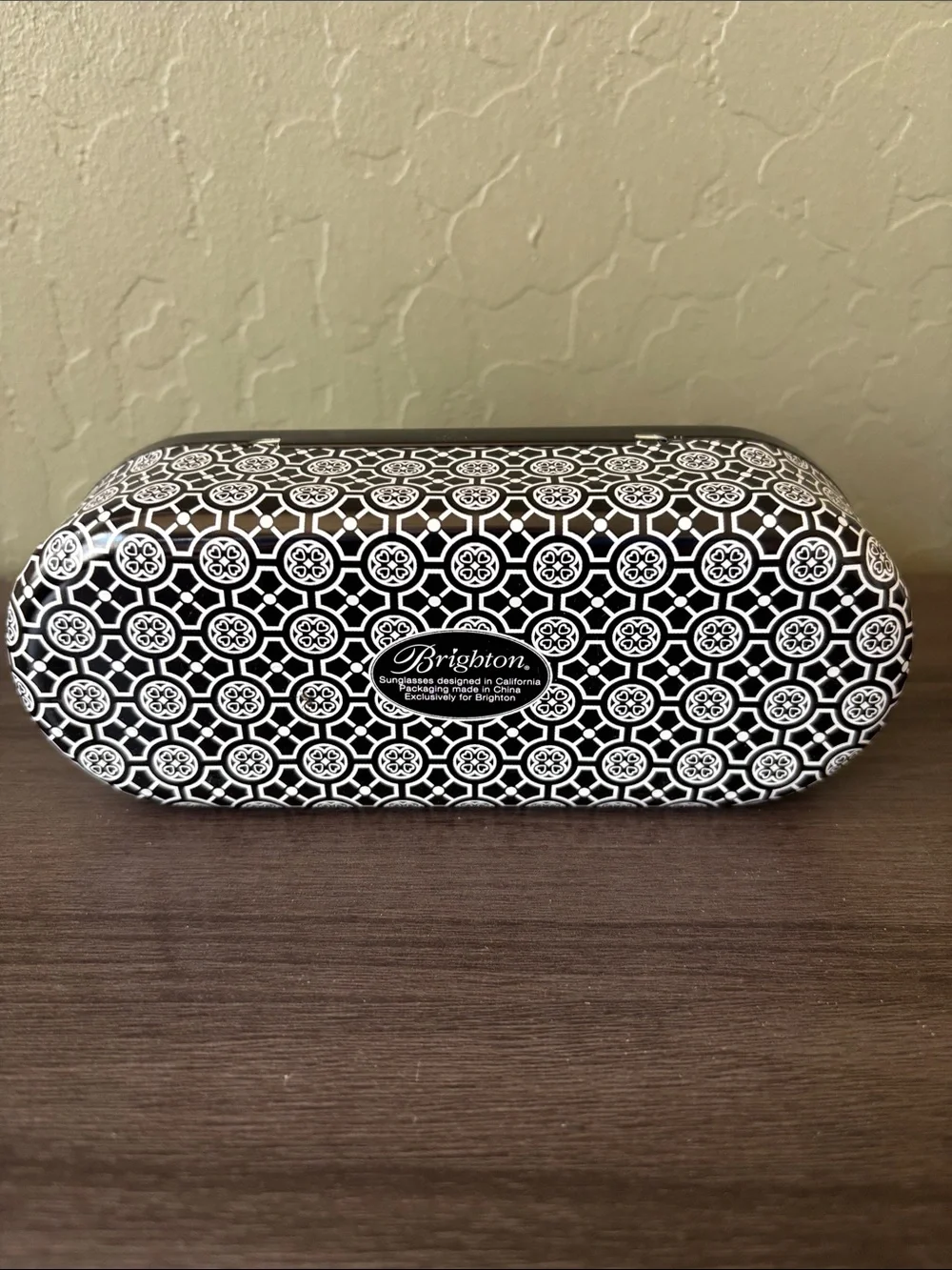 Brighton Black White Damask  Eyeglass Sunglass‎ Hinged Hard Case Size OS